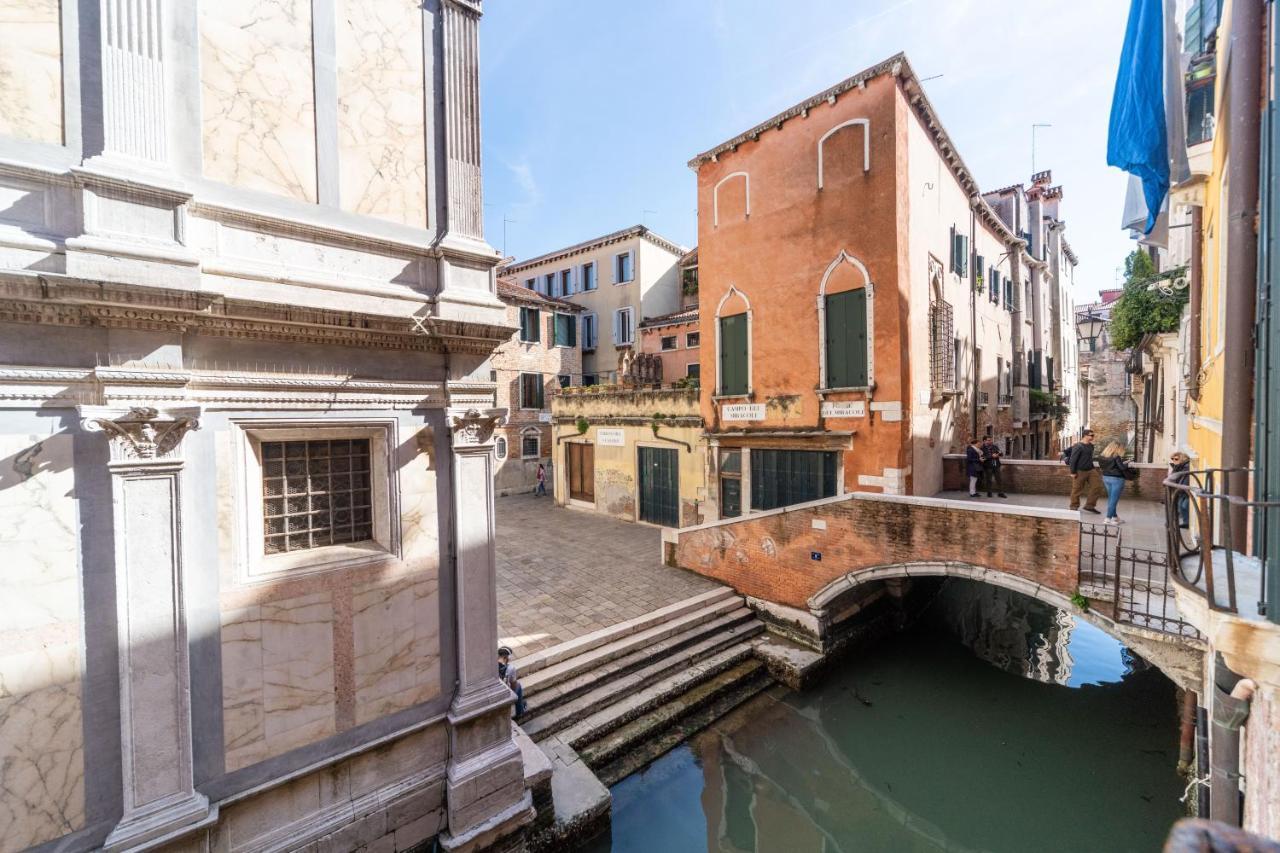 Palazzo Miracoli Apartments Venice Exterior photo