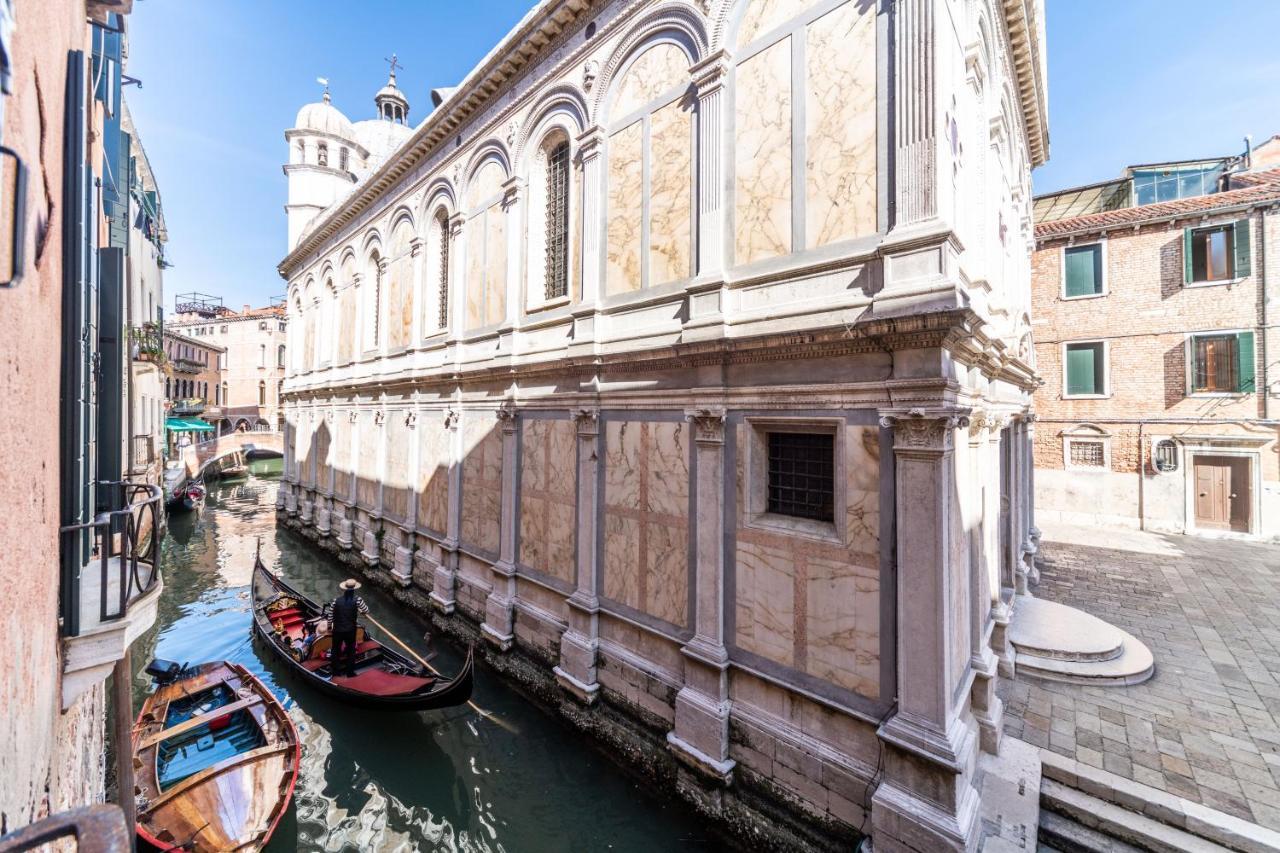 Palazzo Miracoli Apartments Venice Exterior photo