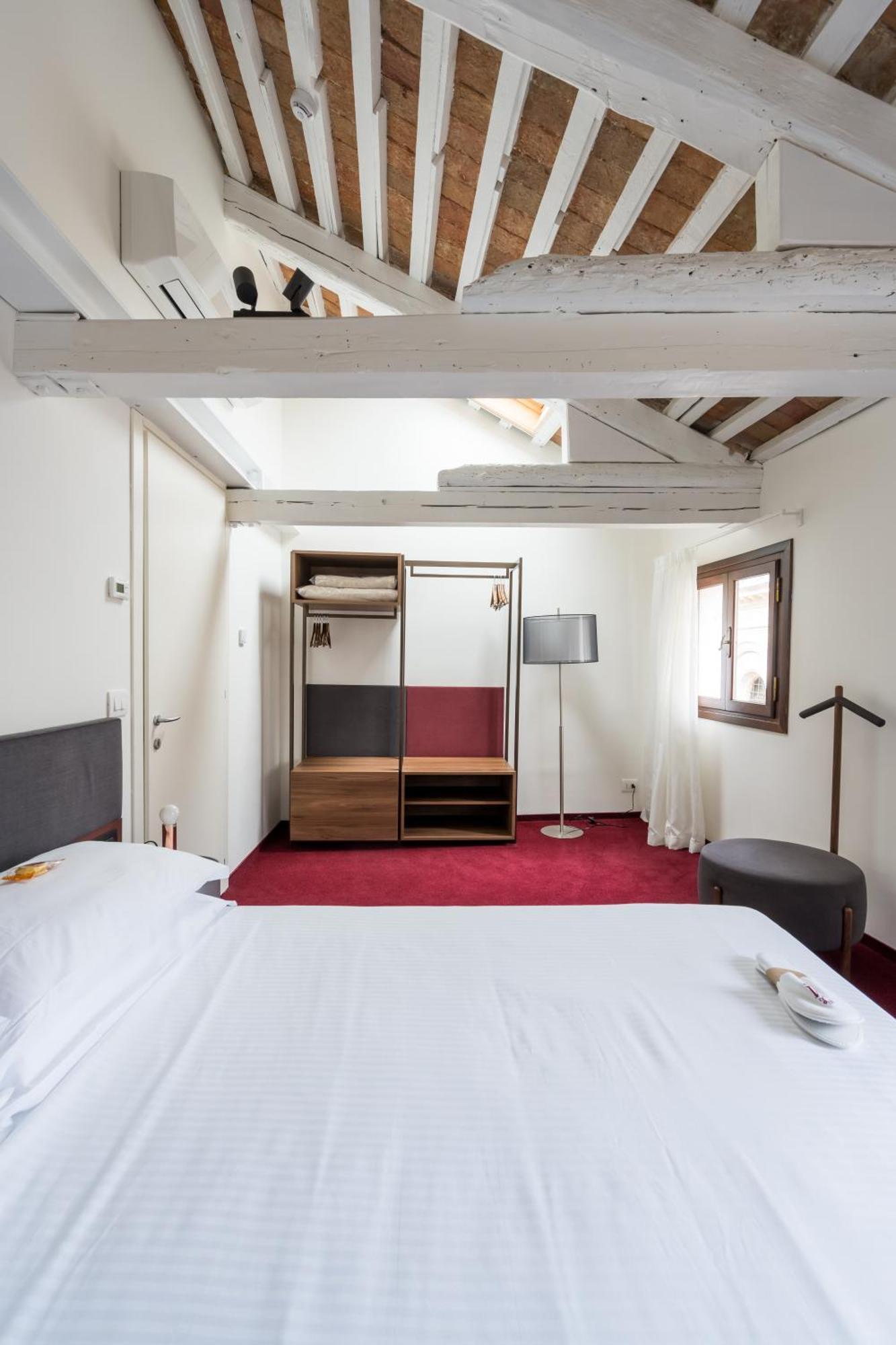Palazzo Miracoli Apartments Venice Exterior photo